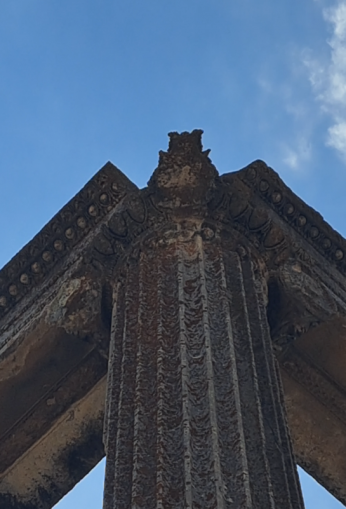 SESSİZ İHTİŞAM: AİZANOİ