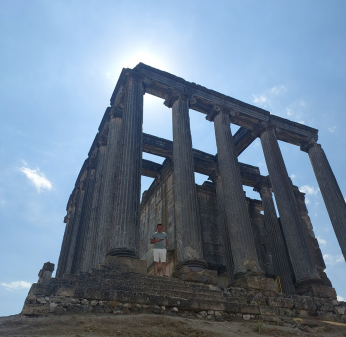 SESSİZ İHTİŞAM: AİZANOİ