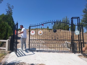 AZİZ RUHLARIYLA VATANI KUCAKLAYAN ŞEHİTLERİMİZ: ASLIHANLAR ŞEHİTLİĞİ