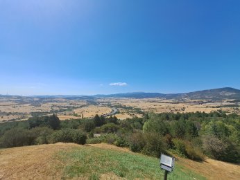 HER TAŞIYLA VATAN KOLAY KAZANILMADI DİYEN ŞEHİTLİK: DUMLUPINAR