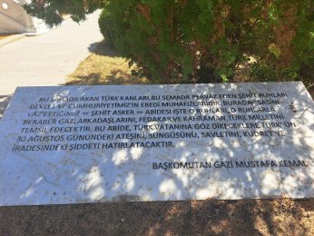 SANCAĞIN ARDINDA SAKLI VEFA: ŞEHİT SANCAKTAR MEHMETÇİK ANITI