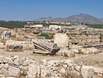 YOLDA KEŞİF: BLAUNDUS ANTİK KENTİ UŞAK