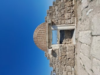 KENDİ BAŞINA BİR DÜNYA: LAODİKYA ANTİK KENTİ