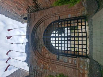 İZMİT KÖRFEZİNİ KORUYAN TARİHİ YAPI: ESKİHİSAR KALESİ