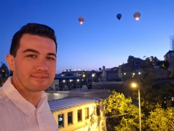 GÜNE BALONLARIN DANSIYLA MERHABA