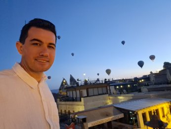 GÜNE BALONLARIN DANSIYLA MERHABA