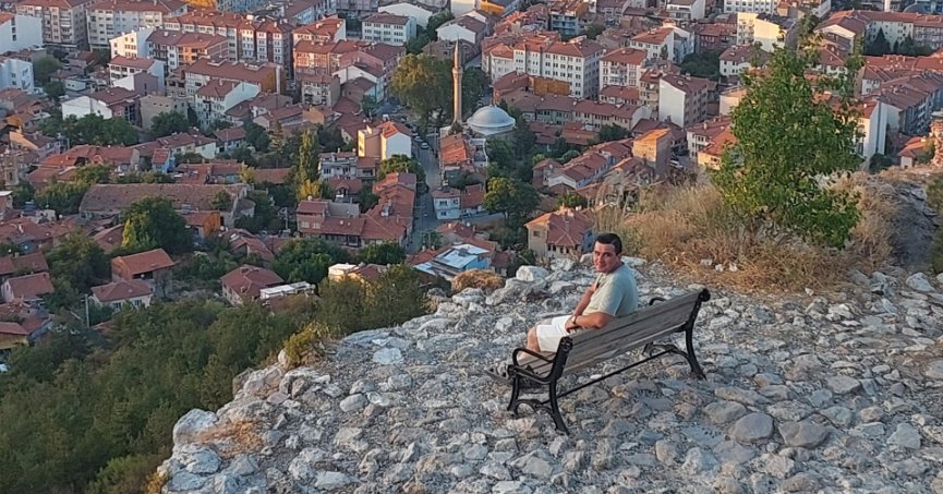 TARİHLE MANZARANIN BULUŞTUĞU YER: KÜTAHYA KALESİ