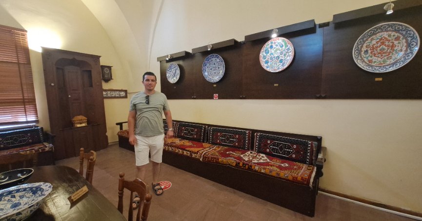 GİZLİ KALMIŞ SANAT MABEDİ GİBİ: ÇİNİ MÜZESİ