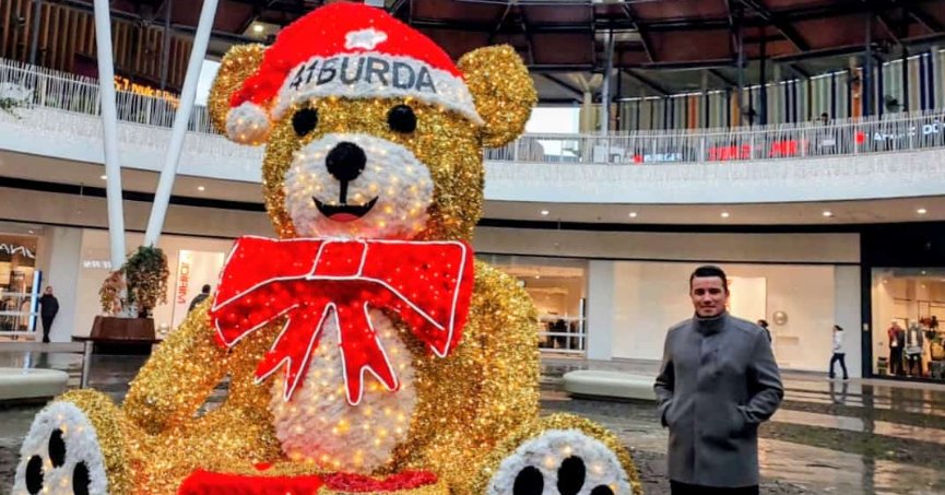 41 BURDA AVM'DE YILBAŞI HAVASI