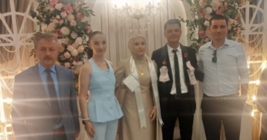 CANAN YAŞAR VE METEHAN ÇAPAN'DAN MUTLULUĞA İLK ADIM